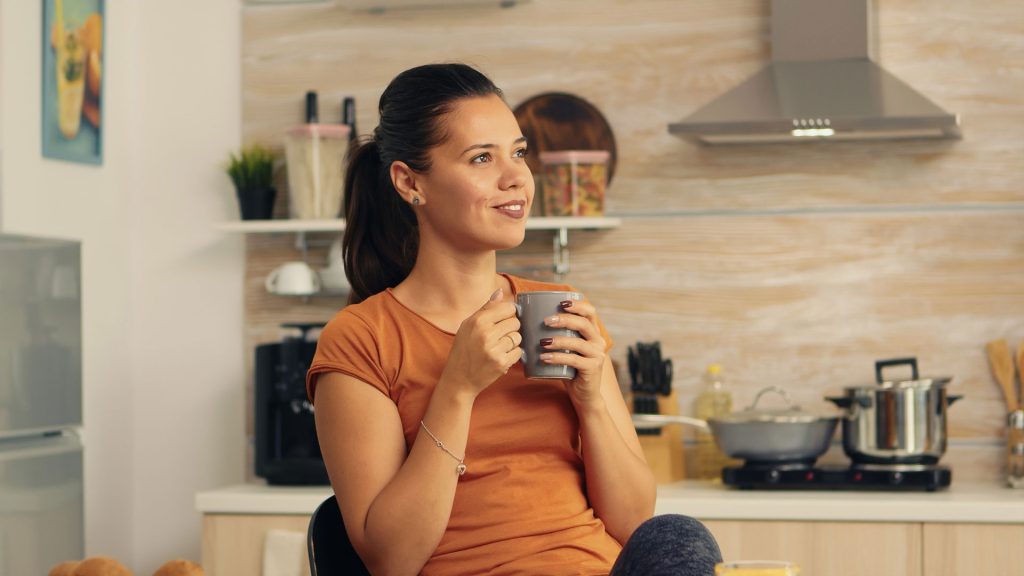 Don't-Wanna-Be-All-by-Myself-Anymore-Tips-for-those-Living-Alone banner