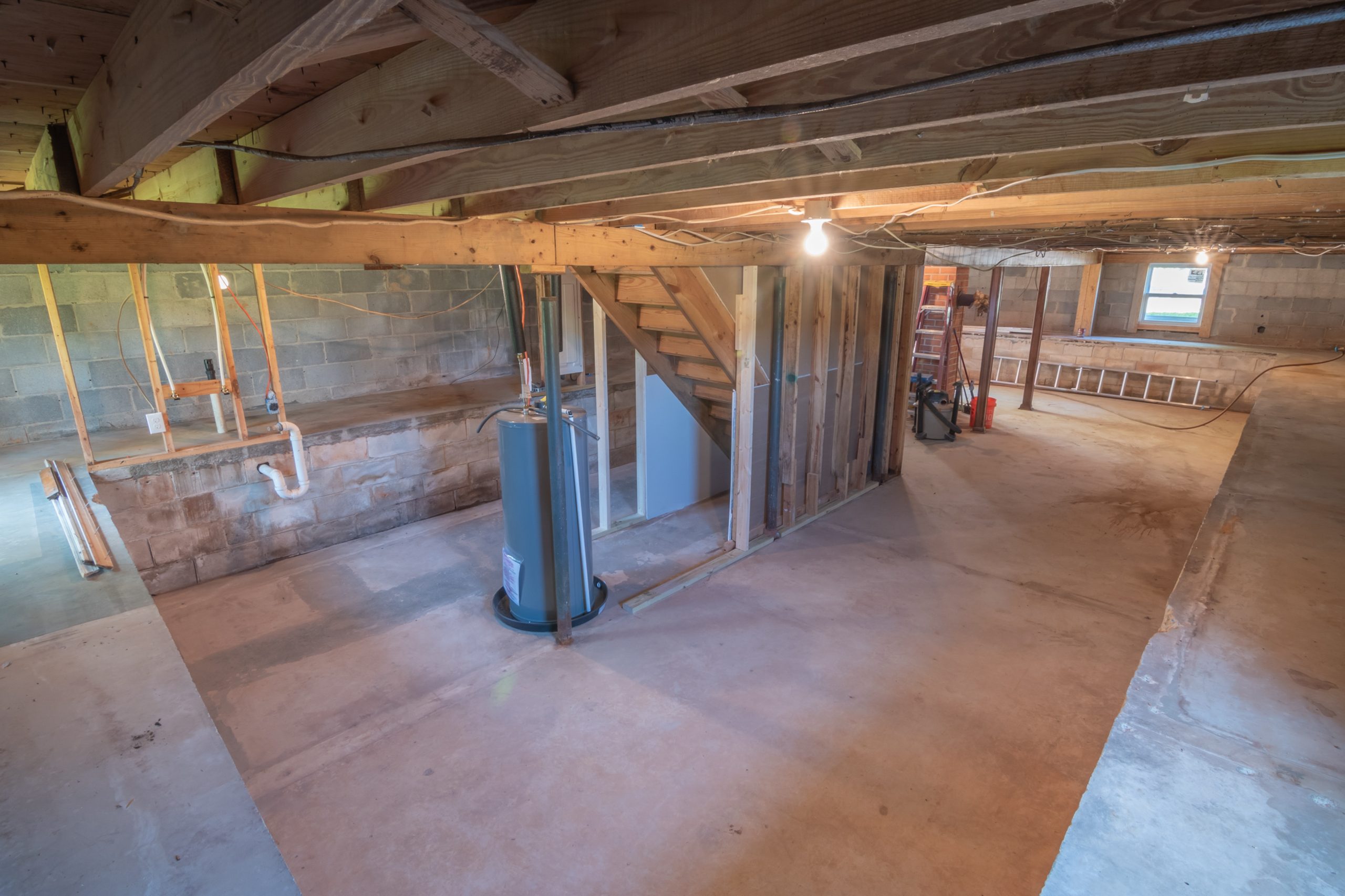 An upper angle of an empty basement.