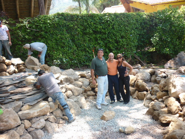 landscape contractors working tips for choosing a landscape contractor