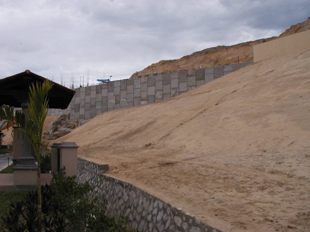 barren horizontal land how ecoscaping helps the environment